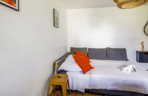 Villette - Maisons Neuves Apartment | 28 m² Apartment ∙ 1 bedroom ∙ 4 guests