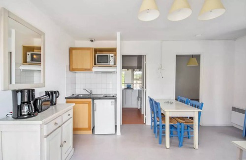 Carnoux-en-Provence Apartment | 28 m² Apartment ∙ 1 bedroom ∙ 4 guests