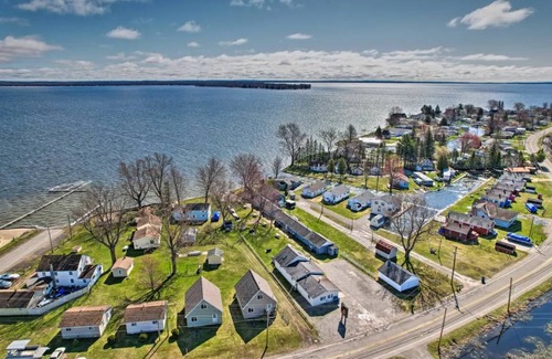 Houghton Lake Cabin | 28 m² Cabin ∙ 2 bedrooms ∙ 6 guests