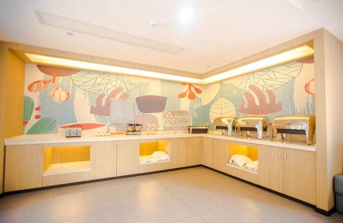 Pudong Hotel | 28 m² Hotel ∙ 10 guests