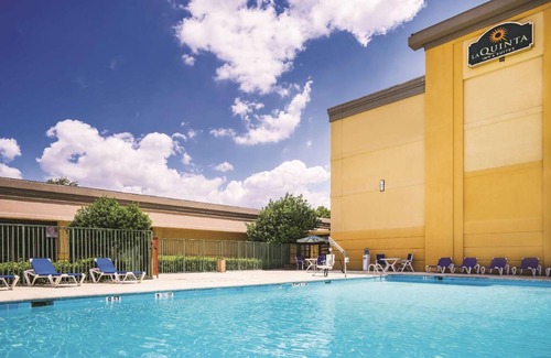 Glen Burnie Hotel | 28 m² Hotel ∙ 127 guests