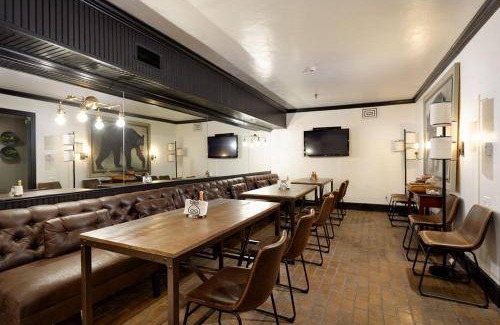 Downtown Hotel | 28 m² Hotel ∙ 2 guests