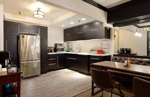 Downtown Hotel | 28 m² Hotel ∙ 2 guests