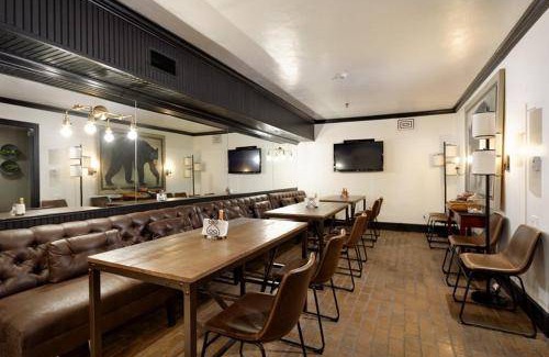 Downtown Hotel | 28 m² Hotel ∙ 2 guests