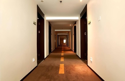 Diecai Hotel | 28 m² Hotel ∙ 3 bedrooms ∙ 4 guests