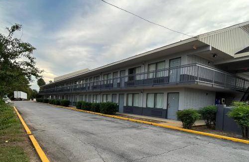 New Albany Hotel | 28 m² Hotel ∙ 4 guests