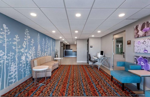 Terre Haute Hotel | 28 m² Hotel ∙ 4 guests