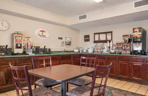 Brooklyn Center Hotel | 28 m² Hotel ∙ 127 guests
