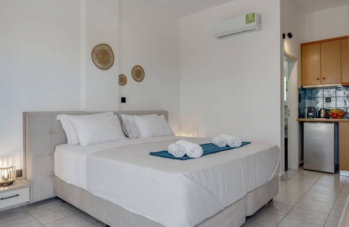 Agios Georgios Cabin | 28 m² Lodge ∙ 1 bedroom ∙ 2 guests