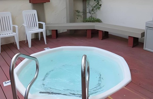 Westside Santa Cruz House | 28 m² Motel ∙ 127 guests