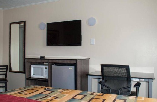 Lenoir City Hotel | 28 m² Motel ∙ 4 guests