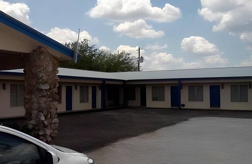 Goldthwaite Hotel | 28 m² Motel ∙ 5 guests