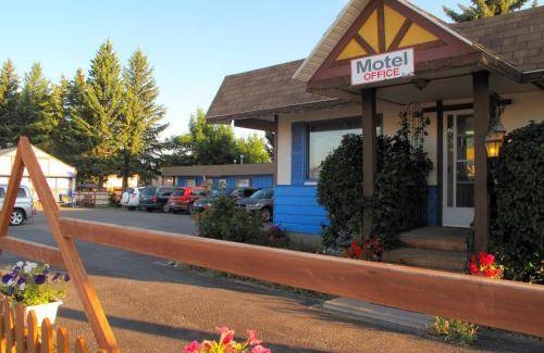Pincher Creek Hotel | 28 m² Motel ∙ 6 guests