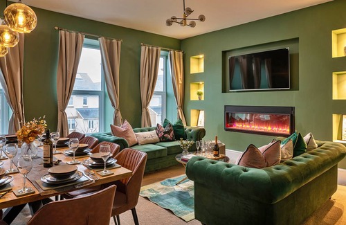 Rhyd-y-clafdy Apartment | 280 m² Apartment ∙ 8 bedrooms ∙ 15 guests