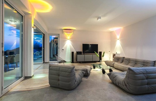 Vela Luka Apartment | 280 m² Apartment ∙ 4 bedrooms ∙ 8 guests