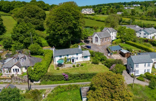 Withypool Cottage | 280 m² Cabin ∙ 5 bedrooms ∙ 8 guests