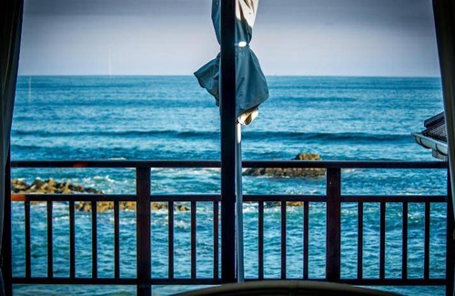 Keurboomstrand Ski Chalet | 280 m² Chalet ∙ 2 bedrooms ∙ 6 guests