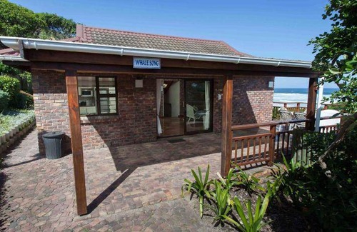Keurboomstrand Ski Chalet | 280 m² Chalet ∙ 2 bedrooms ∙ 6 guests