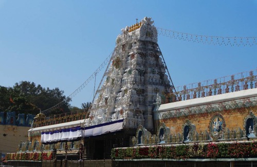 Vadapalani Hotel | 280 m² Hotel ∙ 4 guests