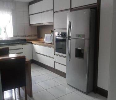 Tatuquara House | 280 m² House ∙ 3 bedrooms ∙ 10 guests