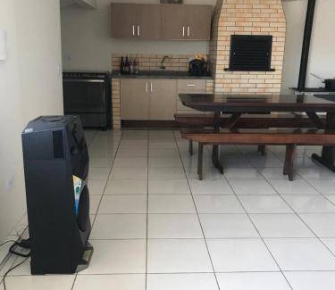 Tatuquara House | 280 m² House ∙ 3 bedrooms ∙ 10 guests