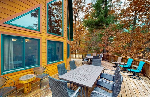 Friendship House | 280 m² House ∙ 5 bedrooms ∙ 15 guests