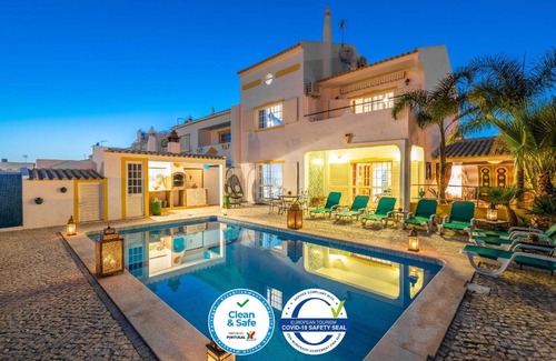 Gale House | 280 m² House ∙ 5 bedrooms ∙ 10 guests