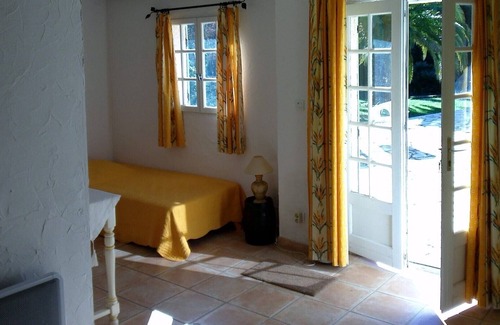 Seillans Villa | 280 M² property, 5 bedrooms, sleeps 12, air-conditioned, 7000 M2 of flat land