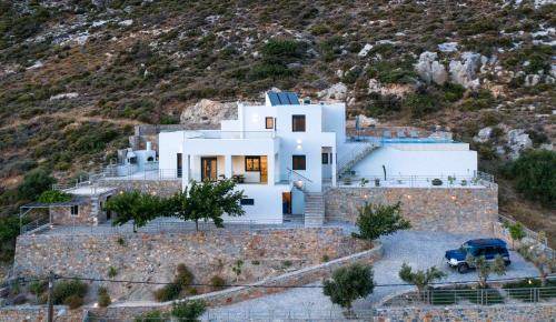 Vrachasi Villa | 280 m² Villa ∙ 5 bedrooms ∙ 10 guests