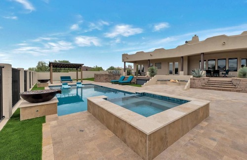Rio Verde Foothills House | 282 m² House ∙ 4 bedrooms ∙ 10 guests