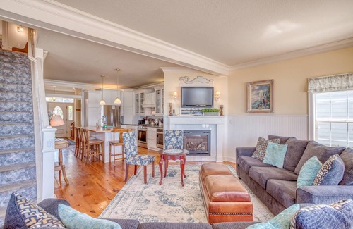 Roads End House | 282 m² House ∙ 5 bedrooms ∙ 16 guests