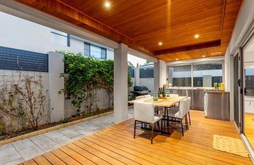 Karrinyup House | 283 m² House ∙ 4 bedrooms ∙ 8 guests
