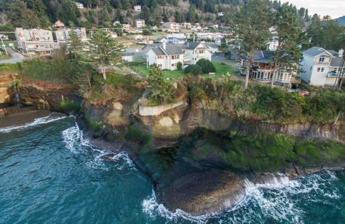 Depoe Bay House | 283 m² House ∙ 5 bedrooms ∙ 16 guests