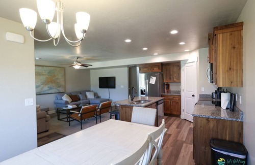Garden City House | 285 - Bear Lake Escapes. The perfect lake vacation in Bear Lake, Utah! BLE #285
