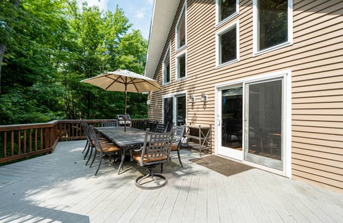 North Glade Hills House | 286 m² House ∙ 5 bedrooms ∙ 10 guests