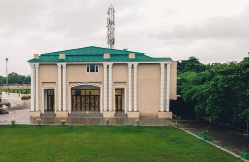 Bhopal Resort | 286 m² Resort ∙ 4 guests