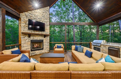 Broken Bow Cabin | 288 m² Cabin ∙ 4 bedrooms ∙ 14 guests