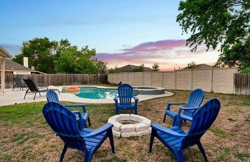 Katymead House | 289 m² House ∙ 1 bedroom ∙ 16 guests