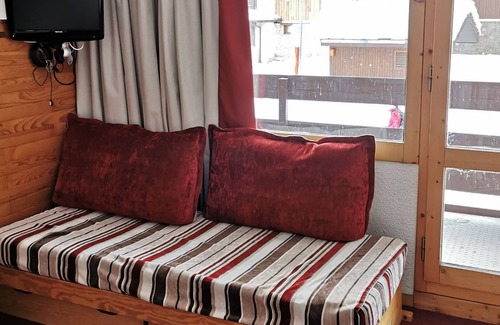 Macot-la-Plagne Apartment | 28m² apartment at the foot of the Belle-Plagne slopes for 4 people (altitude 2050m).