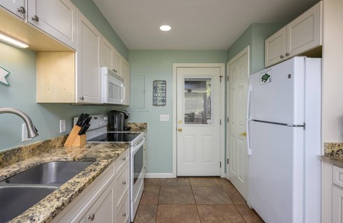 Folly Field House | 29 Sand Dollar Road - Beautiful 2nd Row Beach Home
