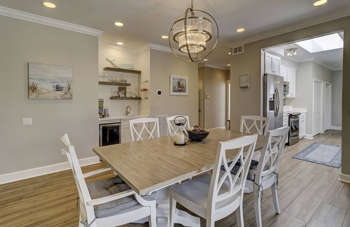 Sea Pines House | 29 Stoney Creek - Harbour Town is just a quick walk away - Dog Friendly
