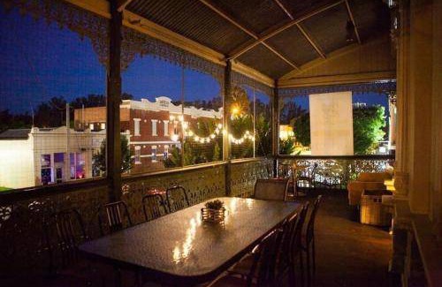 Echuca Apartment | 290 m² Apartment ∙ 6 bedrooms ∙ 15 guests