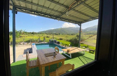 Jala-jala House | 290 m² House ∙ 3 bedrooms ∙ 15 guests