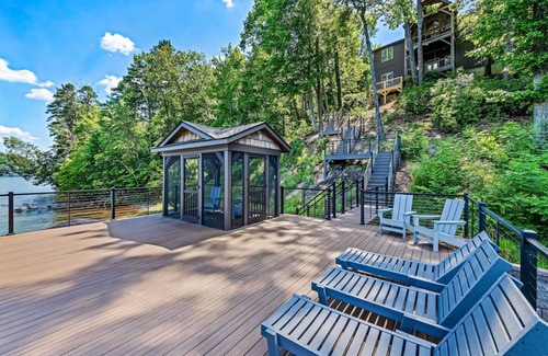 Lake Lure House | 290 m² House ∙ 4 bedrooms ∙ 12 guests