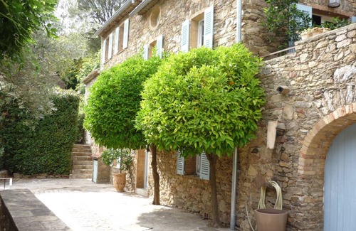 La Garde-Freinet Villa | 290 m² Villa ∙ 5 bedrooms ∙ 10 guests
