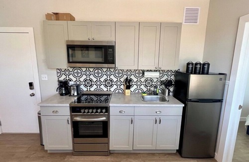 Allapattah Apartment | 2932 #3 · Cozy Allapattah Getaway