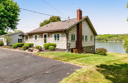 Penn Yan House | 297 m² House ∙ 4 bedrooms ∙ 16 guests