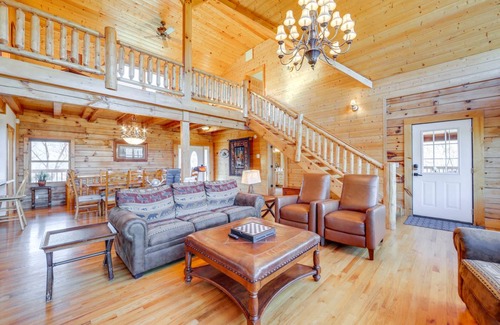 Waynesville House | 297 m² House ∙ 4 bedrooms ∙ 12 guests