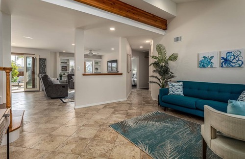 Olde Carlsbad House | 297 m² House ∙ 5 bedrooms ∙ 11 guests