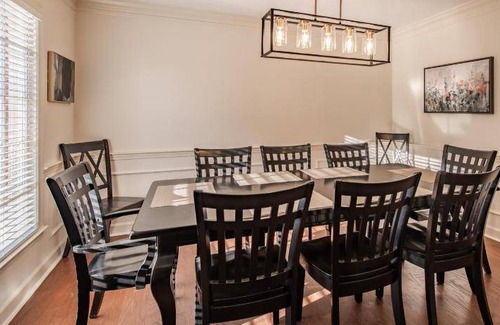 Ellendale House | 297 m² House ∙ 4 bedrooms ∙ 16 guests